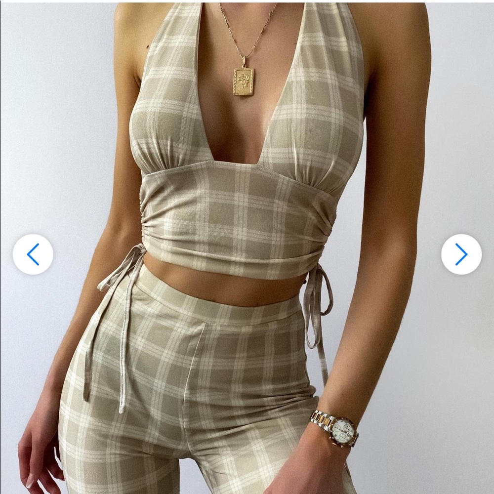Tiger Mist "Kutcher" Halter Neck top size xsmall